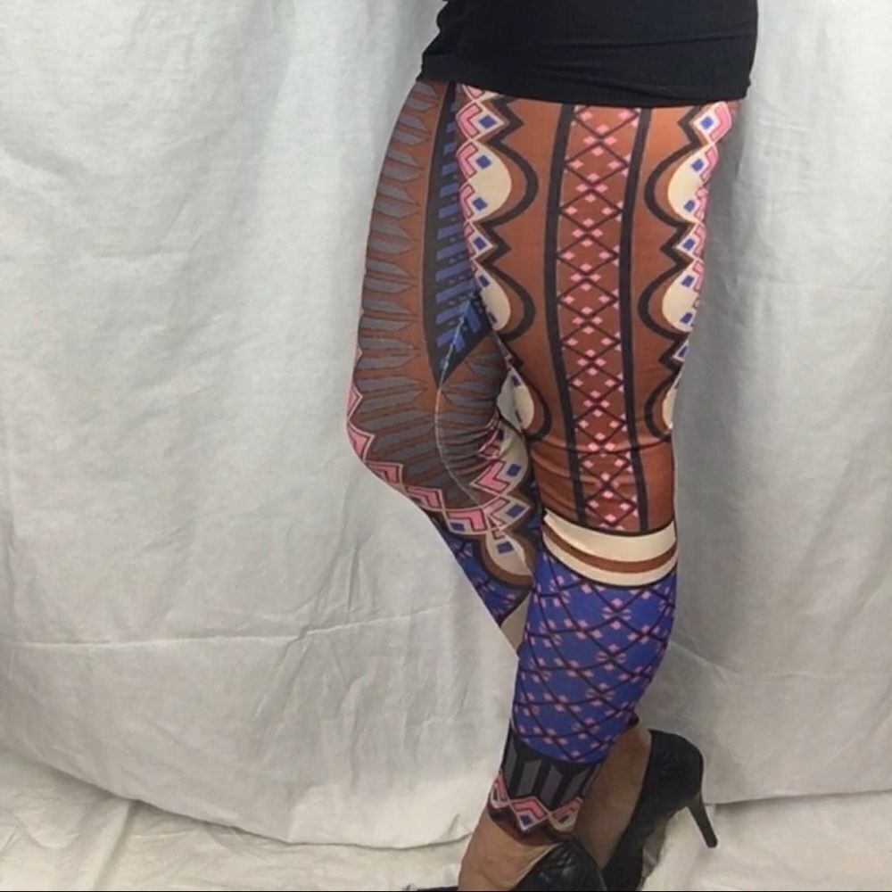 New Soft fun leggings - Picture 2 of 6